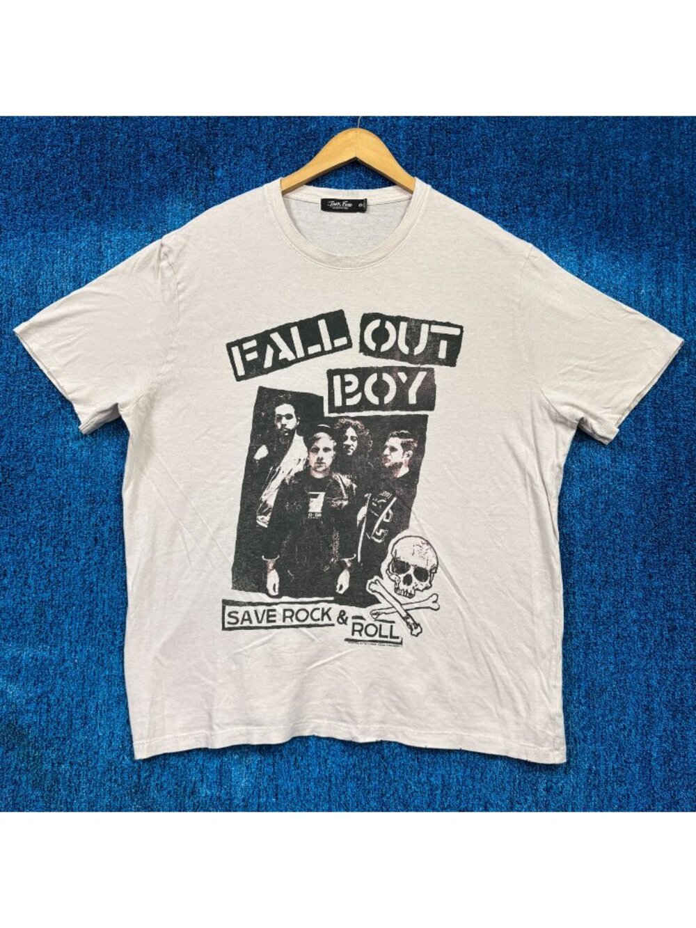 Fall Out Boy “Save Rock & Roll” Graphic T-Shirt Size XXL
